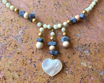 HEART MOP NECKLACE W/MULTICOLOR GLASS BEADS HEART MOP NECKLACE W/MULTICOLOR GLASS BEADS