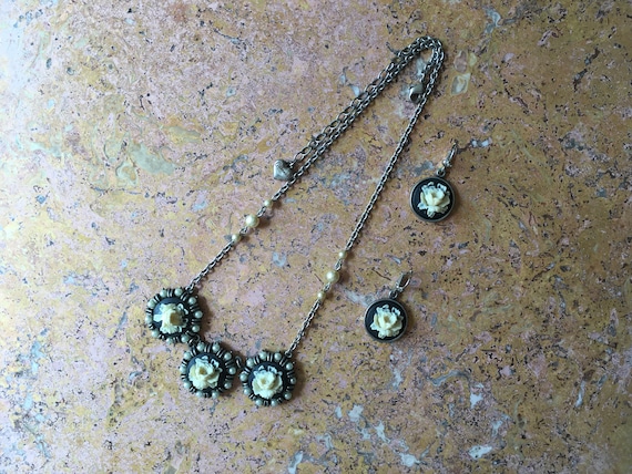 Classic Hardware Signed Victorian Retro Style Nec… - image 1