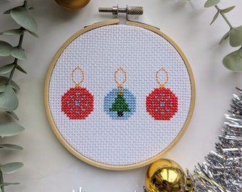 Christmas Baubles cross stitch kit 4" - UK Seller