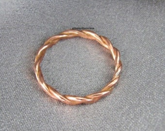 Aliança de casamento em cobre maciço, anel de cobre, anel feito à mão, aliança de cobre puro, anel marcante, anel boho, aliança de cobre para presente, anel feminino