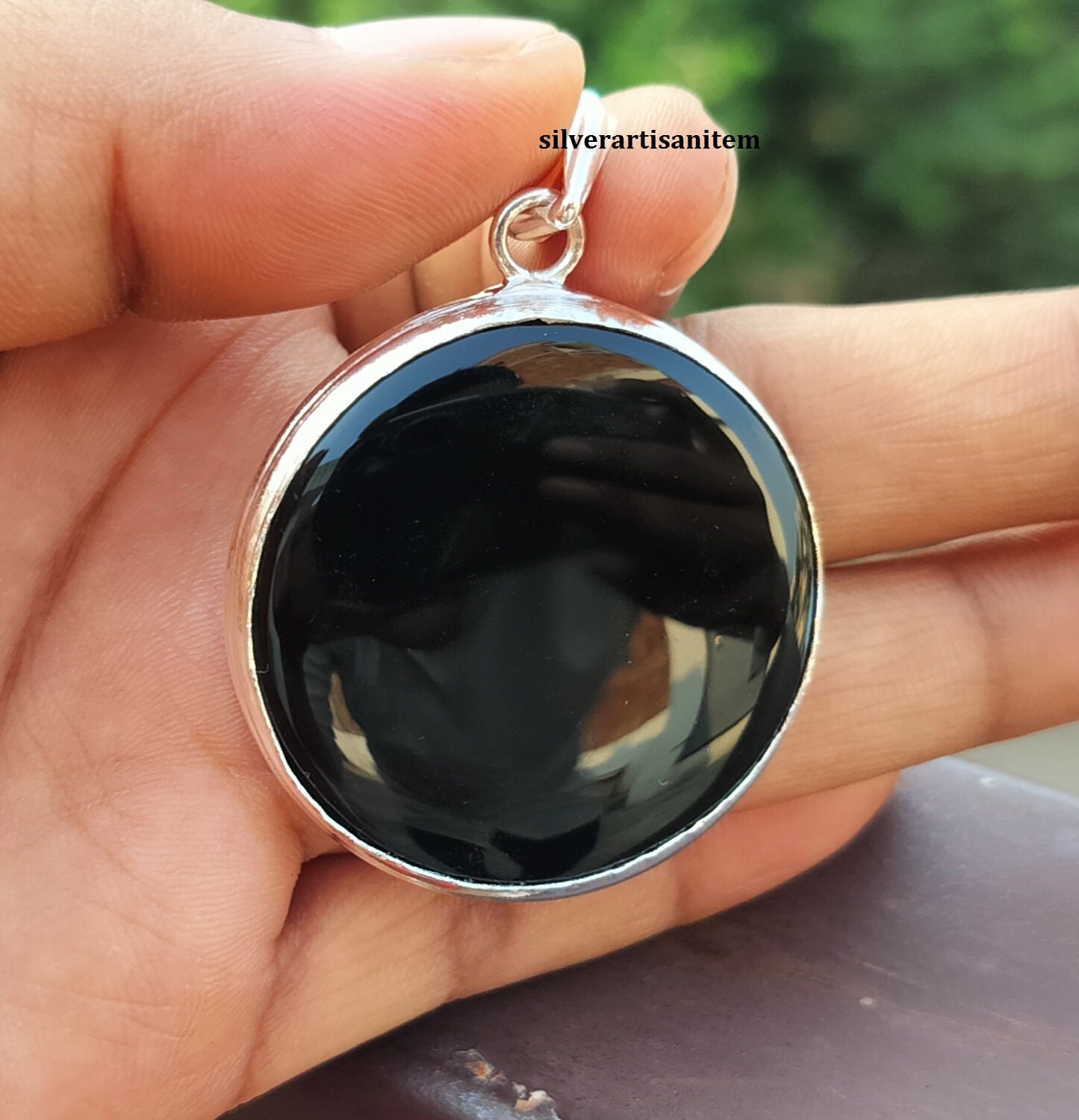 Round Onyx Pendant - Etsy