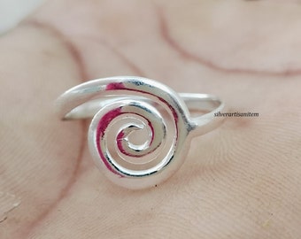 Large Swirl Ring,Solid Silver Ring,Statement Ring,Silver Swirl Ring, Artistic Ring,Spiral Ring,Unique Ring,Handmade ring,Women Ring.