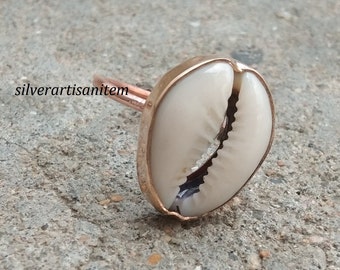 Handgjord kopparring med kauri, bohemisk damring