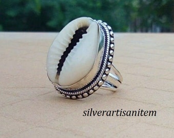 Beautiful Designer Cowrie Shell Ring,925 Sterling Silver,Women Ring Gift,Gemstone Ring,Statement Ring,Cowrie Jewelry,Handmade Ring,