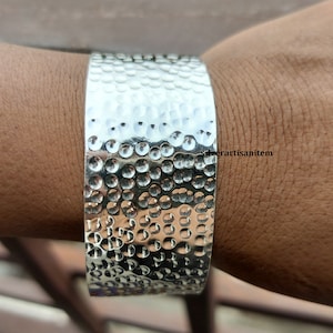 Bracciale rigido in argento sterling 925 massiccio, bracciale rigido martellato, gioielli boho, bracciale rigido in argento, bracciale rigido fatto a mano, bellissimo bracciale rigido, semplice bracciale regolabile.