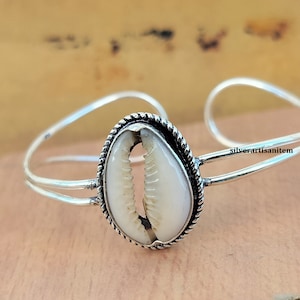 Bracciale in argento sterling, bracciale in ciprea con soldi, bracciale in conchiglia, bracciale in ciprea, bracciale in conchiglia naturale, bracciale in conchiglia di ciprea, bracciale fatto a mano