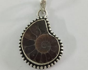 Ammonite Fossil Pendant,925 Sterling Pendant,Ammonite Fossil Jewelry,Gemstone Pendant,Women Pendant,Handmade Pendant,Silver Jewelry,Pendant