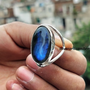Labradorite Ring,Sterling Silver Ring,Chunky Rings,Statement Rings,Handmade Ring Jewelry,Gifts For Her,Dainty rings for women,Blue Fire Ring
