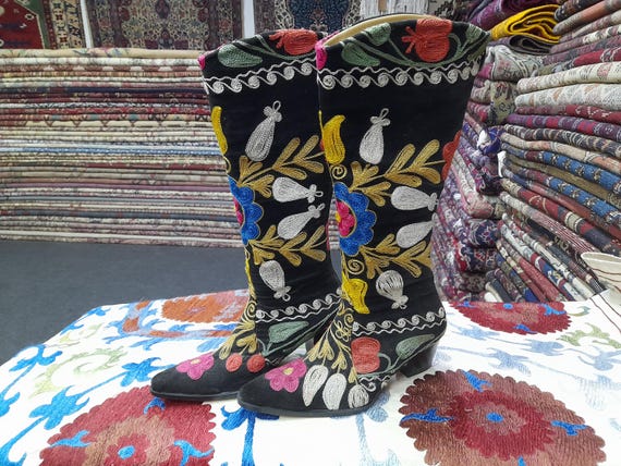 Handmade Suede Floral Boots, Boho Chic Leather Lined