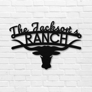Custom family name sign, Longhorn Ranch Metal Sign - Longhorn Skull - Longhorn Decor - Personalized Gifts, Metal Wall Art, Cowboy Cattle