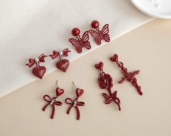 Zierliche rote Emaille Ohrringe, schicker Schmuck für den Alltag