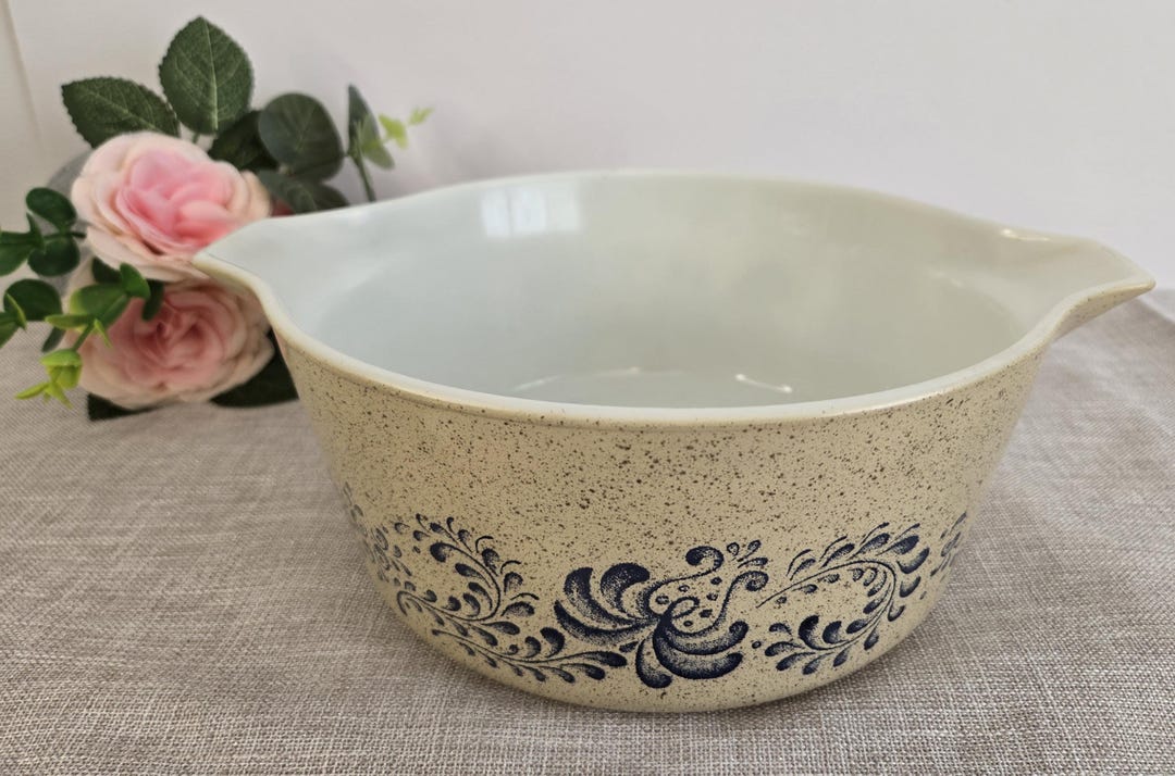 Pyrex Tan Square Vintage Pyrex Homestead 475-B 2 1/2 QT Tan and Blue Casserole Dish 1976 ...