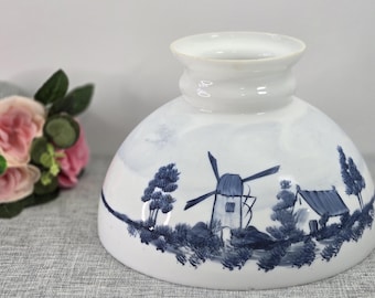 Abajur vintage de vidro leitoso de 25 cm (10") para estudante, pintado à mão com moinho de vento holandês azul Delft.