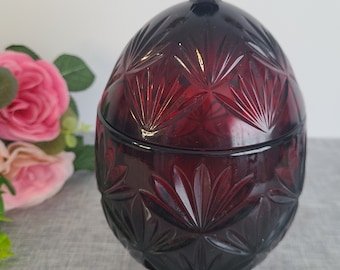 Vtg Cristal d&#39;Arques Ruby Red Cut Glass Egg Shaped Pedestal Candy Dish with Lid