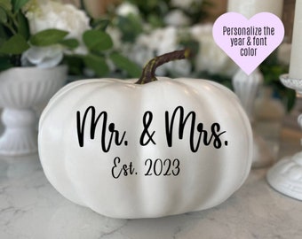 Personalized Pumpkin, Mr. & Mrs., Sweetheart table, Bridal Shower Gift, Wedding Gift, Custom White Pumpkin, Autumn Decor, Fall Wedding Decor