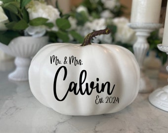 Personalized Pumpkin, Mr. & Mrs., Sweetheart table, Bridal Shower Gift, Wedding Gift, Custom White Pumpkin, Autumn Decor, Fall Wedding Decor