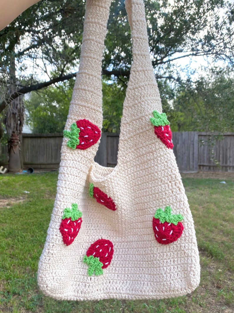 CROCHET PATTERN PDF Strawberry Bag image 7