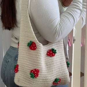 CROCHET PATTERN PDF Strawberry Bag image 4