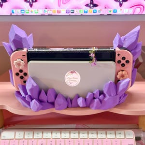 Crystal Dock Holder, Switch Dock Holder, Cute, Cute Gaming, Gift , Stand, 3D Printed, Purple