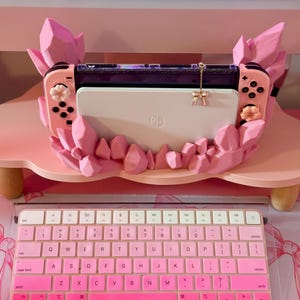 Crystal Dock Holder, Switch Dock Holder, Cute, Cute Gaming, Gift , Stand, 3D Printed
