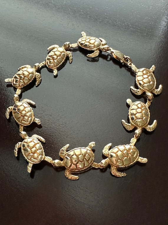 Vintage 14k Yellow Gold Hawaiian Sea Turtle Bracel
