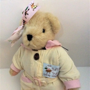 NABCO Muffy Vanderbear Collection  Muffy Vanderbear Sweets for the Sweet 1997 With Tags NEW Vintage