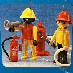 Vintage Playmobil Kindergarten Series 3049 Firefighters and Accessories Sealed Bag Brand New