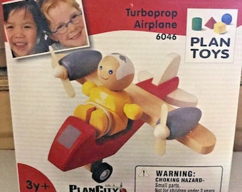 Plan Toys Eco-Friendly Plan City Turboprop Airplane with Pilot 6046 RARE NIB