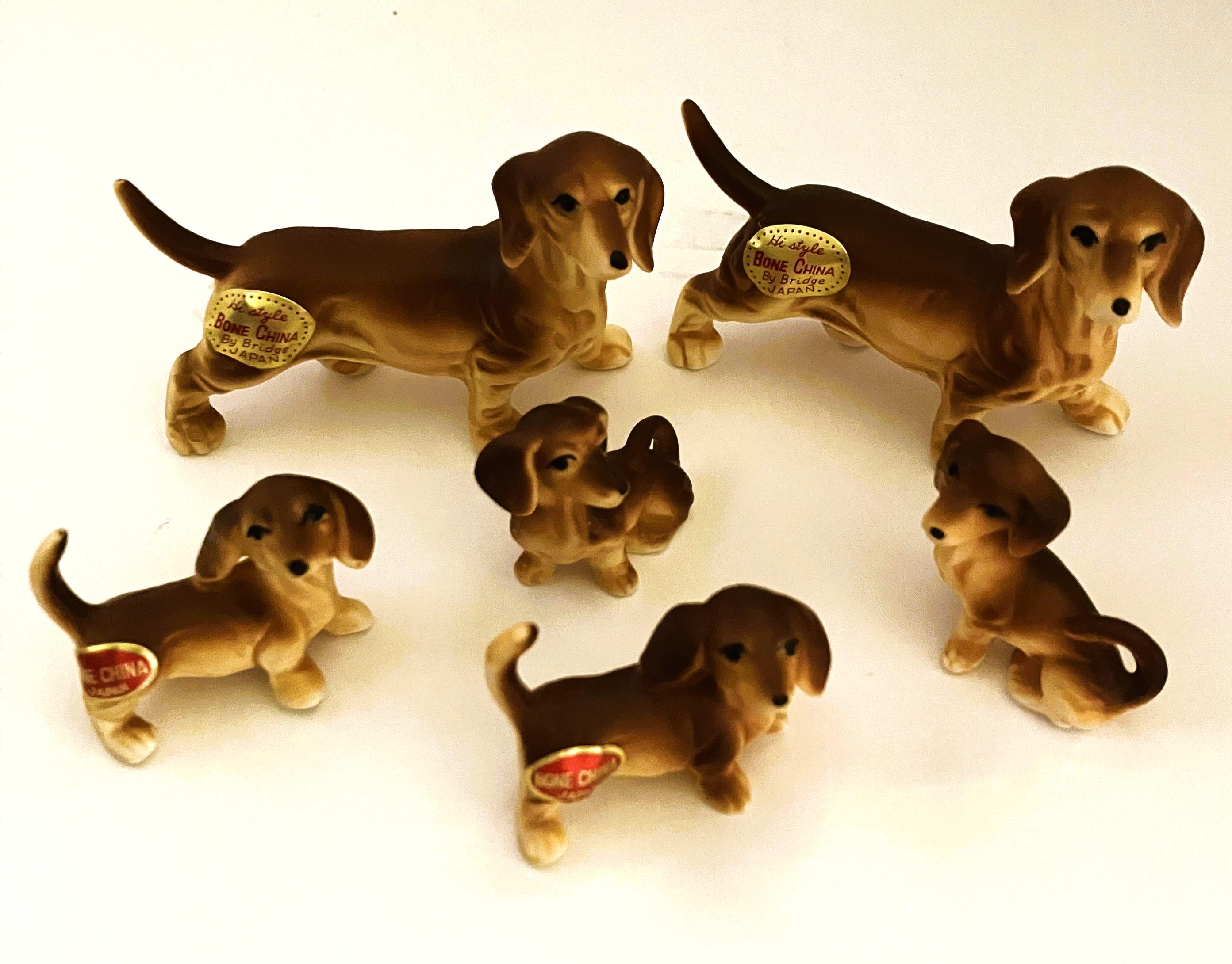 確認用　BONE CHINA JAPAN ミニ置物 Vintage Miniature Bone China 6 Beagle Dog Set Figurines, 2 Adults