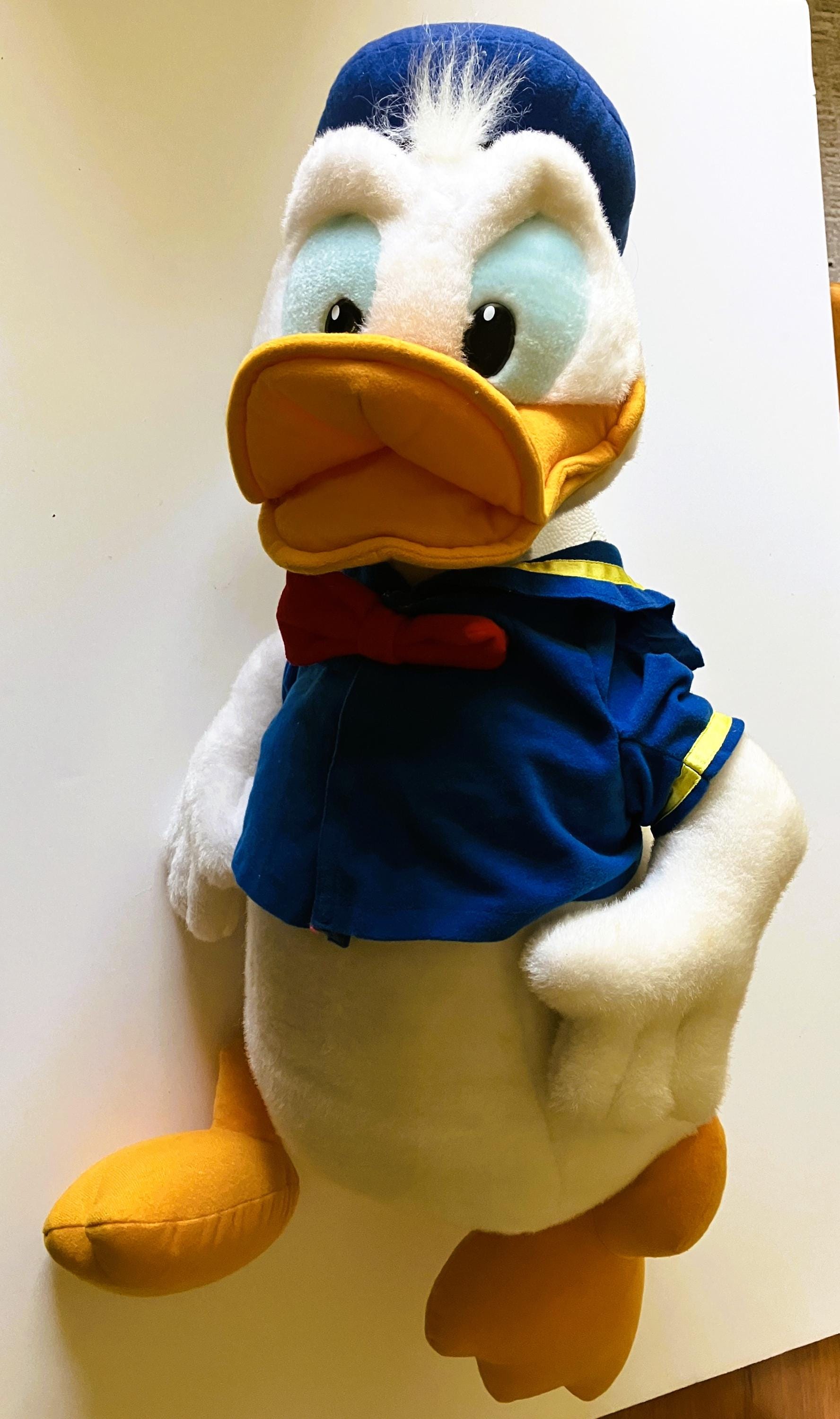 Disney Jumbo Classic Donald Duck Plush 26