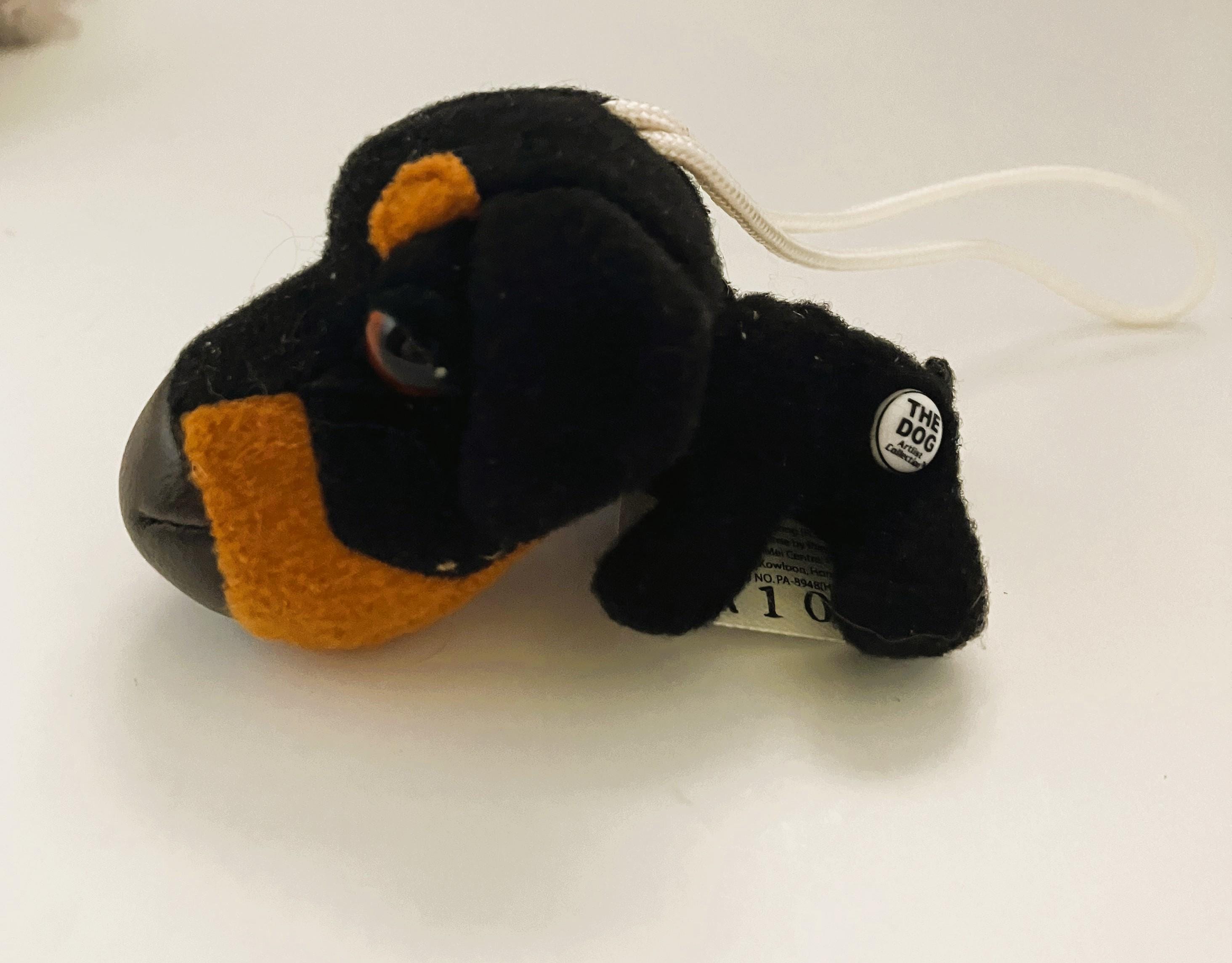 Vintage the Dog Artlist Collection Japan Small Plush Keychain Tag