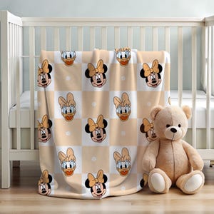 Minnie and Daisy Personalized Blanket Disney Plush Blanket Kids Throw Blanket Girl Home Decor Custom Name Blanket