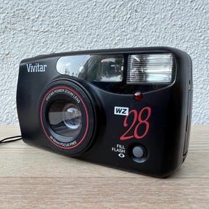 Vivitar WZ 28 Power Zoom Auto Focus Flash Point & Shoot Camera | Vintage 1990s Retro Photography Film Camera | Old School Tech Photo Studio