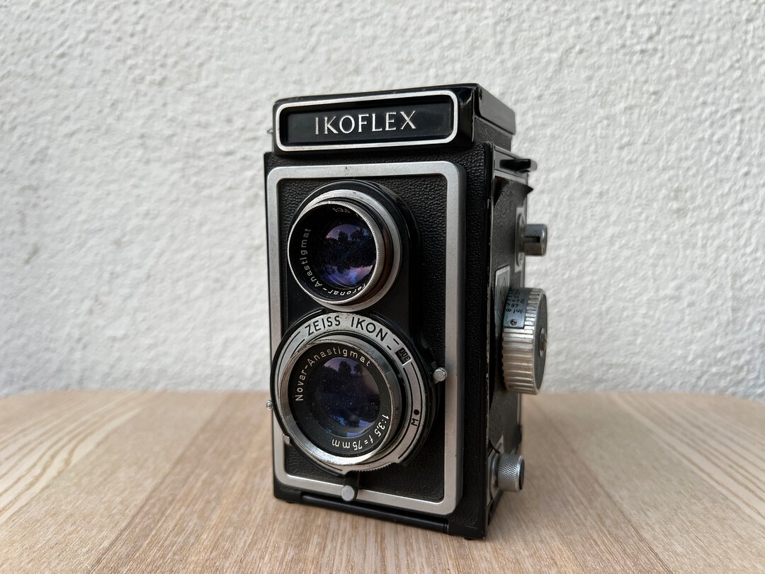 Vintage 1950s Ikoflex Zeiss Ikon Ia TLR Zeiss-opton Tessar Vintage 1950s Ikoflex Zeiss Ikon Ia TLR Zeiss-opton Tessar
