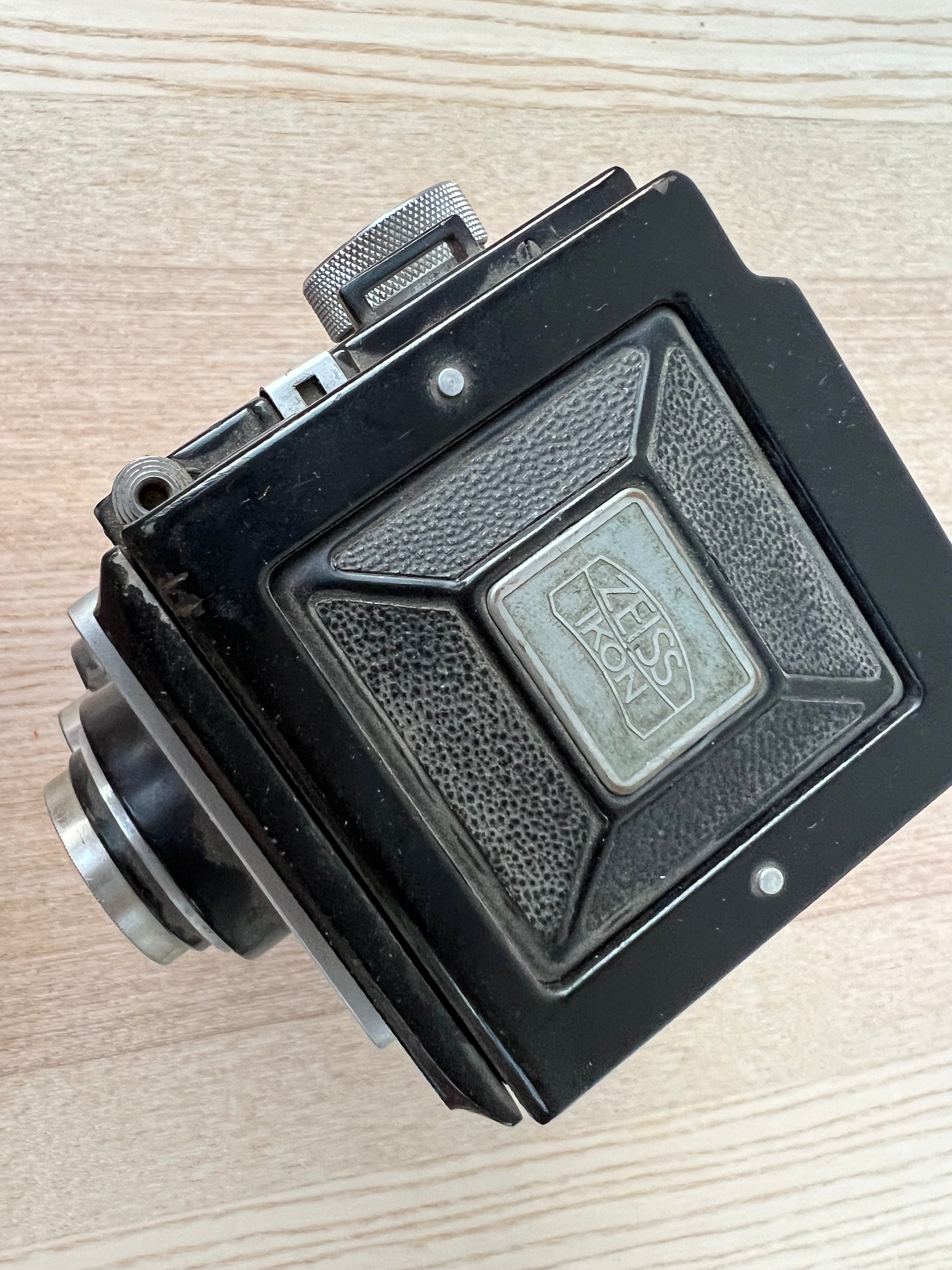 Vintage 1950s Ikoflex Zeiss Ikon Ia TLR Zeiss-opton Tessar Vintage 1950s Ikoflex Zeiss Ikon Ia TLR Zeiss-opton Tessar