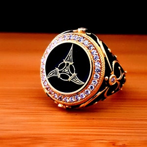 Family crest ring,Custom Made Family Coat of Arms Signet Ring, Personalized Coat of Arms Ring, Personalized Ring,badge and logo preview