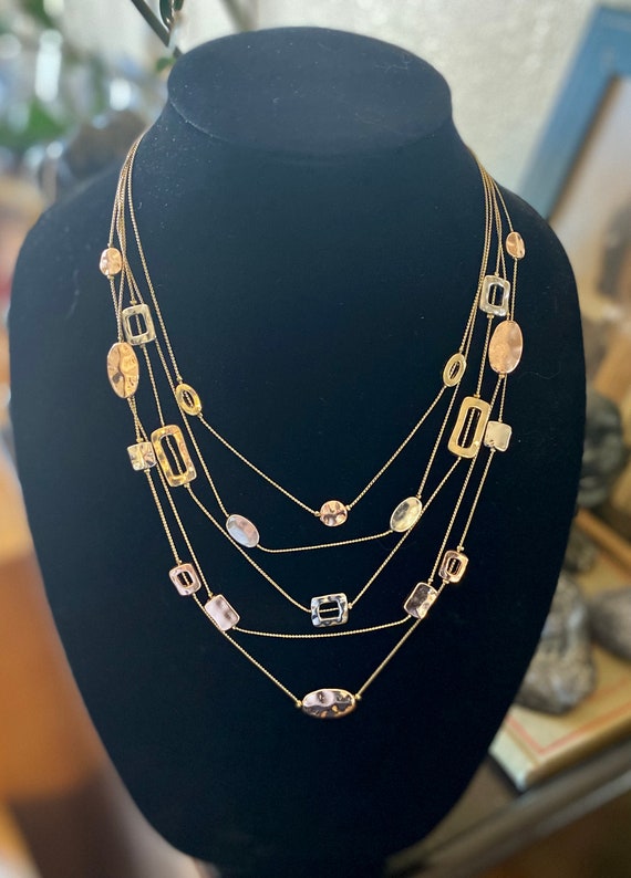Layered Chains Necklace With Geometric Shapes