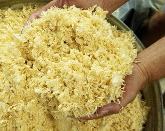 Wood Shavings, Sawdust from Kiln Dried, Clean, Pure, Natural Pine! No processed or painted wood or additives! No floor sweepings!