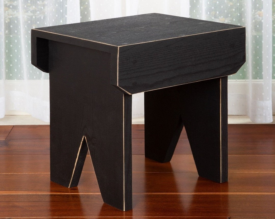 Foot Rest, Small Primitive Decorative Bench, Sturbridge Yankee Foot