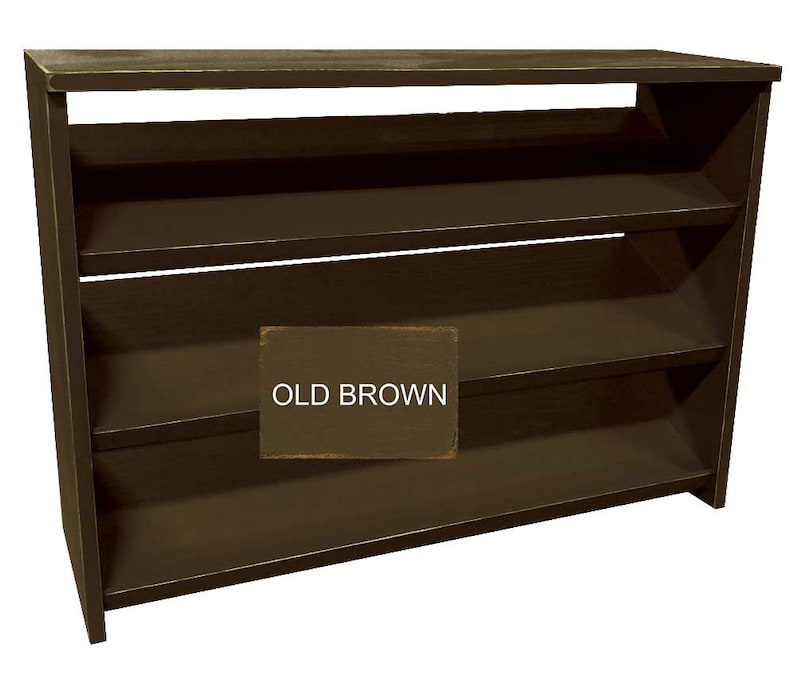Op de afbeelding: Een donkerbruin houten plankeneenheid met drie planken. De plankeneenheid is gelabeld "OLD BROWN".