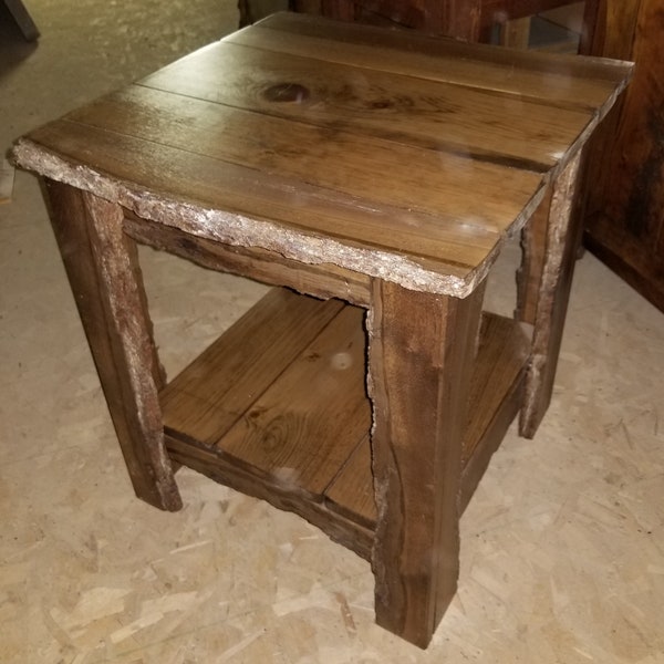 Live Bark Edge, rough sawn Solid Knotty Pine End Tables, Northwoods, Cabin, Cottage, Lake House , Side Tables
