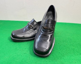 Mens black leather dress shoes, size 41 genuine leather upper and lining , supreme quality by manwood