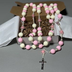 Wall Rosary Pink/ Cream image 5