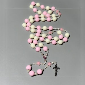 Wall Rosary Pink/ Cream image 4