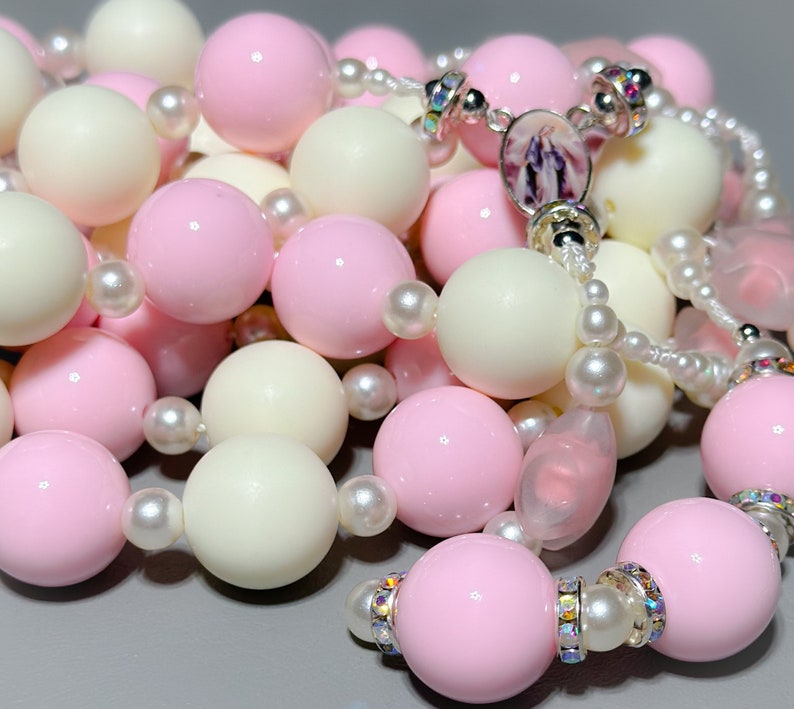 Wall Rosary Pink/ Cream image 1