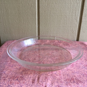 Clear Pyrex 10&quot; Pie Plate, #209