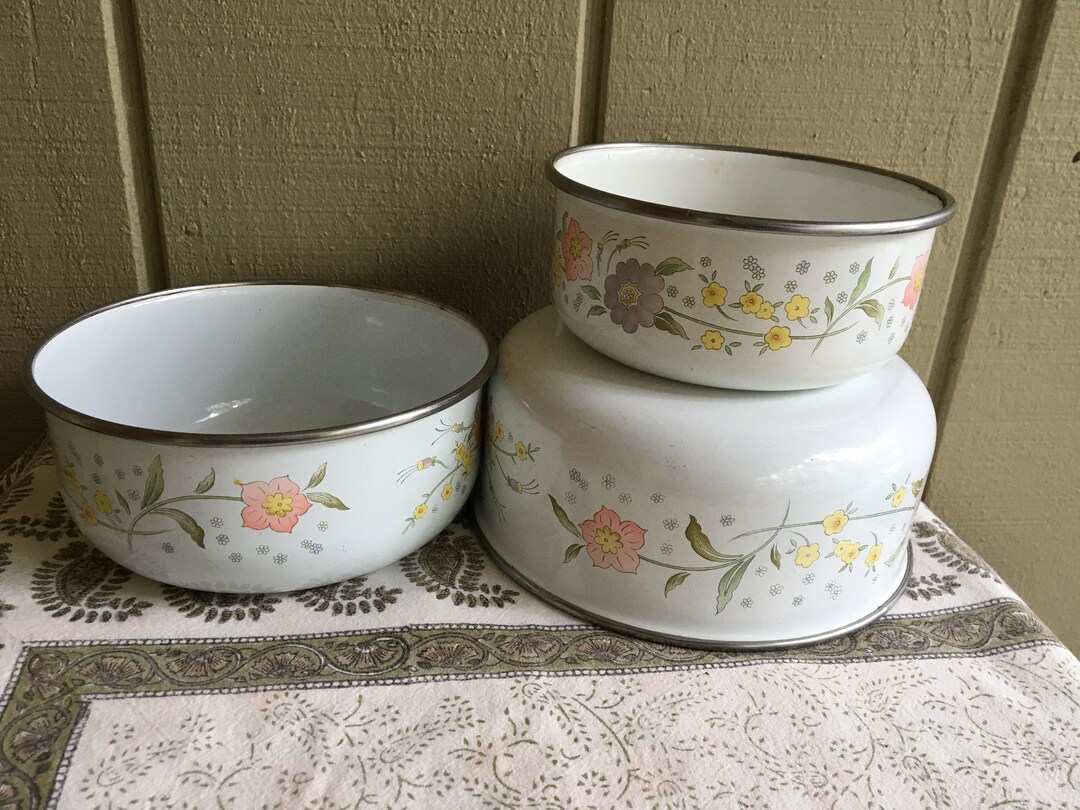 Vintage Enamel Nesting Bowls Etsy
