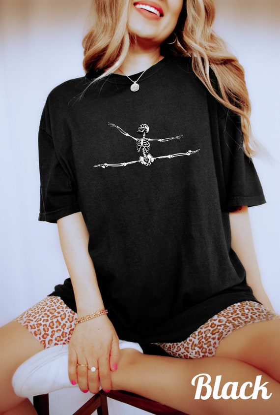 Skeleton Dancing Ballet Halloween Tee Skeleton Ballerina T-Shirt Skeleton Dancing Ballet Halloween Tee Skeleton Ballerina T-Shirt