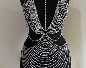 green emerald velvet dress STAND OUT CHAIN MINI DRESS – AKIRA main image 1