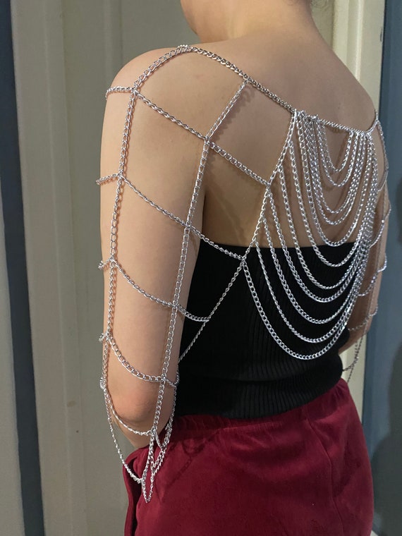Chain Link On Back Shoulder